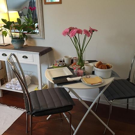 Room In 奥斯 外观 照片