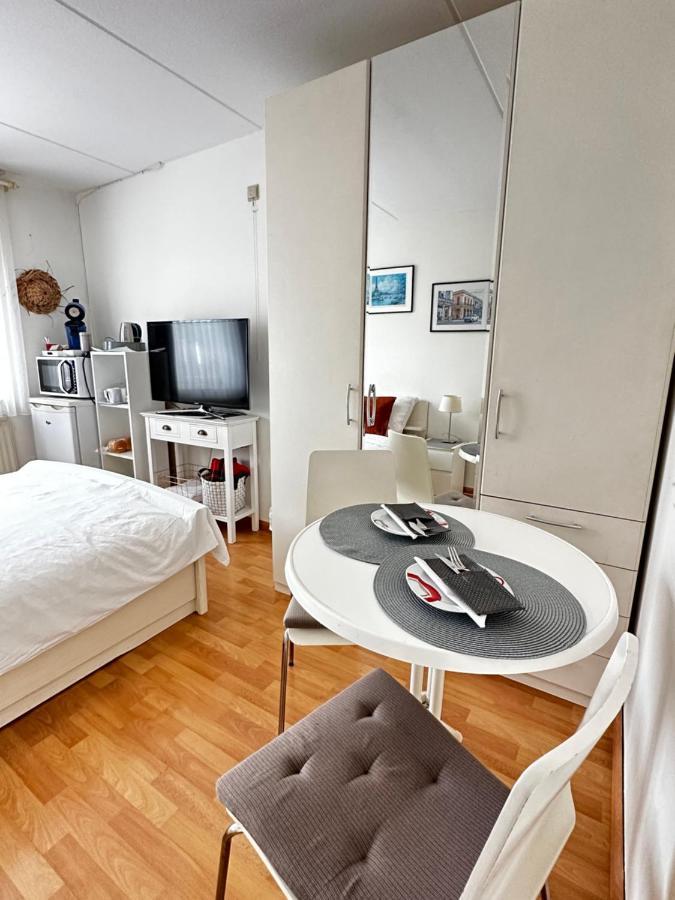 Room In 奥斯 外观 照片