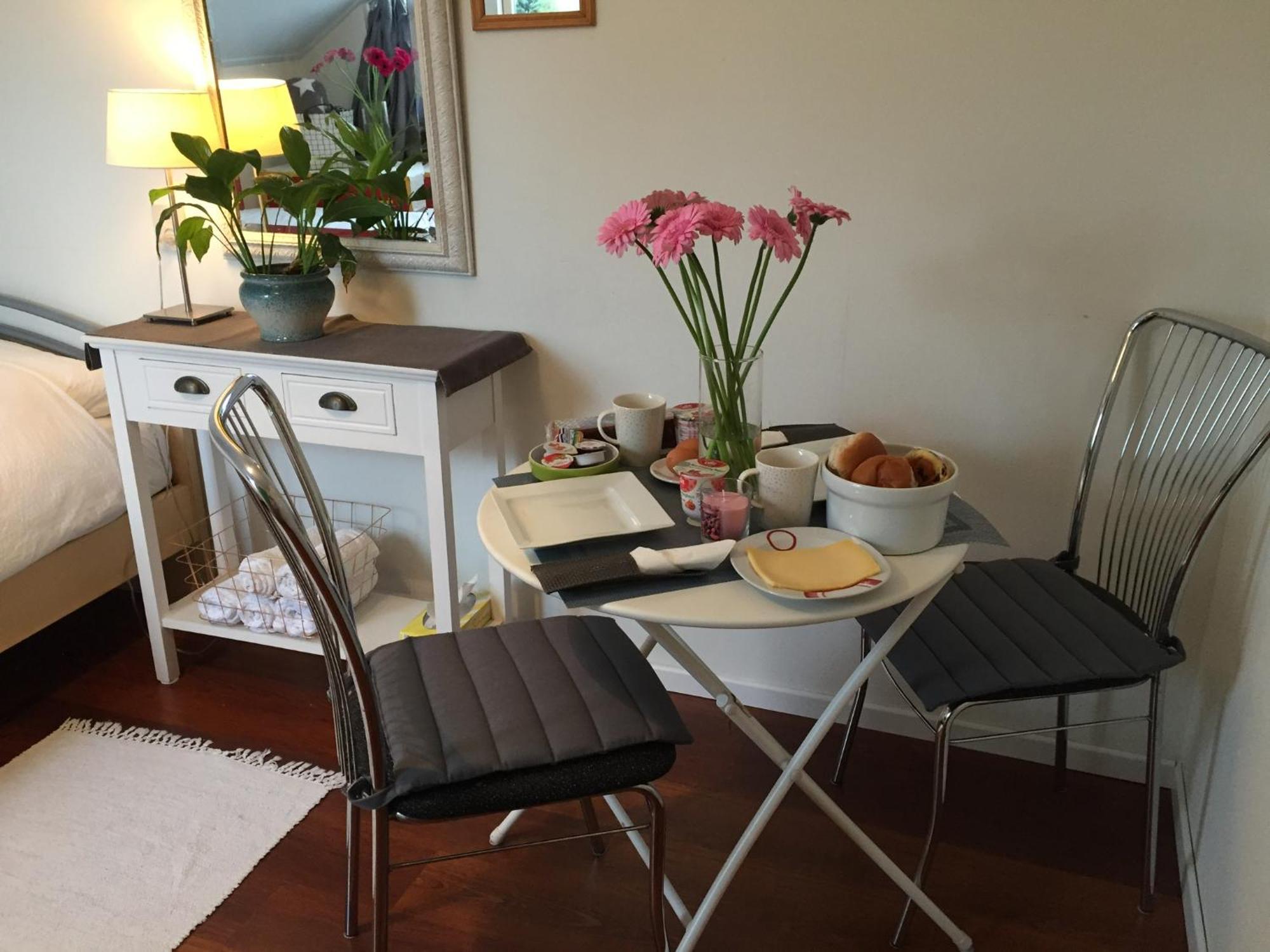 Room In 奥斯 外观 照片